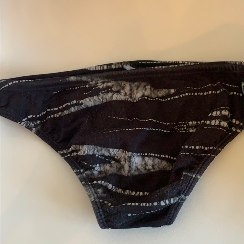 JOLYN midl bottoms